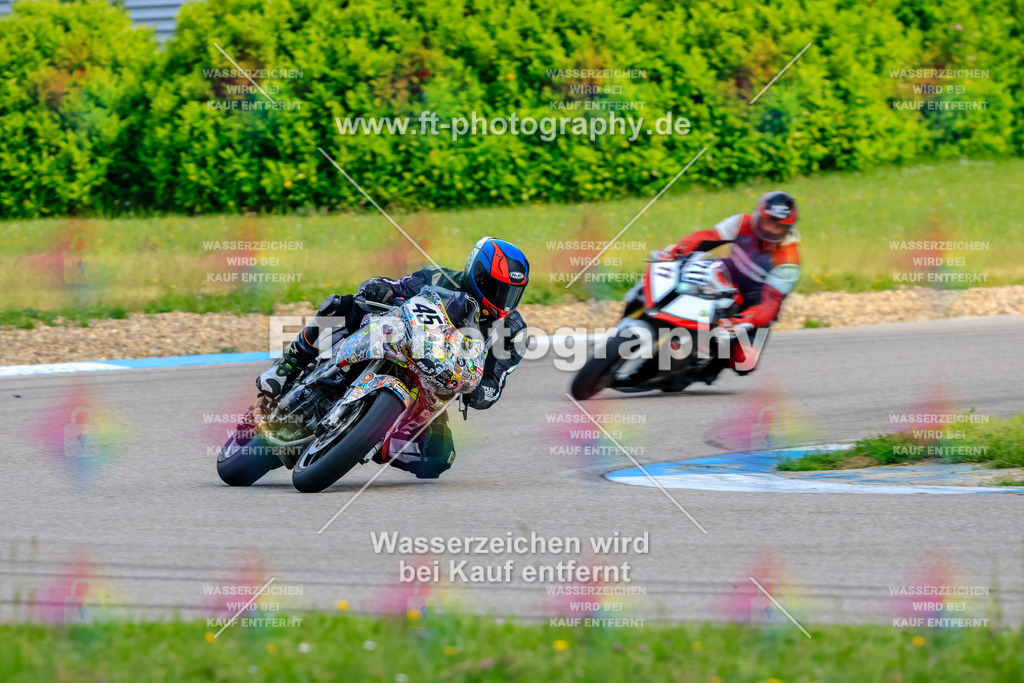 MotoTeam-8870 | Hier findet Ihr Bilder von Touristenfahrten auf der Nürburgring Nordschleife oder von anderen Veranstaltungen die ich besucht habe. Viel Spass beim Durch Schauen 