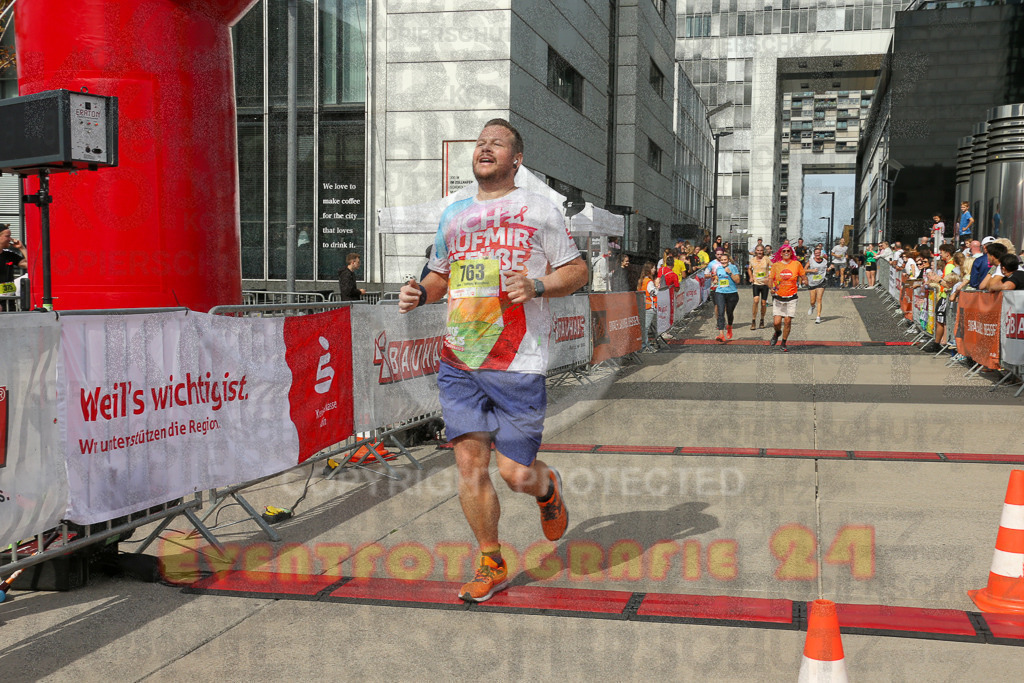 250920_1331_EX1_5260 | Sportfotografie im Rhein-Sieg Kreis, Köln, Bonn, NRW, Rheinland Pfalz, Hessen, etc. Unser Tätigkeitsfeld umfasst den Laufsport vom Volkslauf über den Marathon, Duathlon, Triathon bis zum Ultralauf wie Kölnpfad Ultra oder Schindertrail.