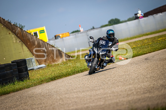 0113-260508DCB-007_113 | Deine Full-Service-Agentur für ✔️Videoproduktionen und ✔️Motorsportfotografie Jetzt Angebot anfragen!