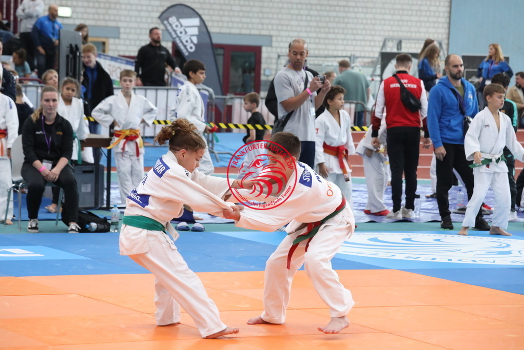 1J7A2470 | Fotos vom Adler Cup - Pictures from Adler Cup

Hier findet Ihr alle Eindrücke und großen Momente der Adler Cup Wochenenden. Here you will find all impressions and great moments of the Adler Cup weekends. - Realisiert mit Pictrs.com