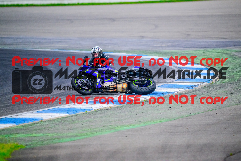 MaZZes_FotoMatrix_240614_6007705_6167 | GELB