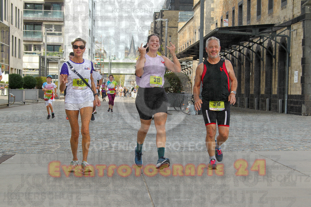 250920_1333_EV4_6065 | Sportfotografie im Rhein-Sieg Kreis, Köln, Bonn, NRW, Rheinland Pfalz, Hessen, etc. Unser Tätigkeitsfeld umfasst den Laufsport vom Volkslauf über den Marathon, Duathlon, Triathon bis zum Ultralauf wie Kölnpfad Ultra oder Schindertrail.