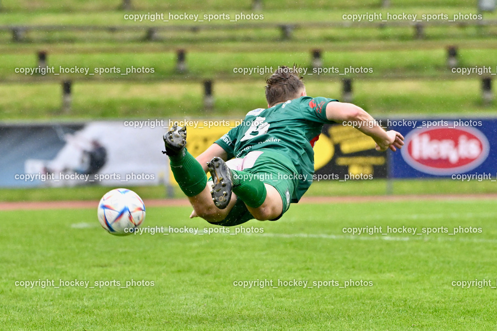 SV Rapid Lienz vs. URC Thal Assling | #6 Florian Unterweger Rapid Lienz, Flugeinlage, SV Rapid Lienz vs. URC Thal Assling, SV Rapid Lienz vs. URC Thal Assling am 08.06.2024 in Lienz (Dolomiten Satadion), Austria, (Photo by Bernd Stefan)