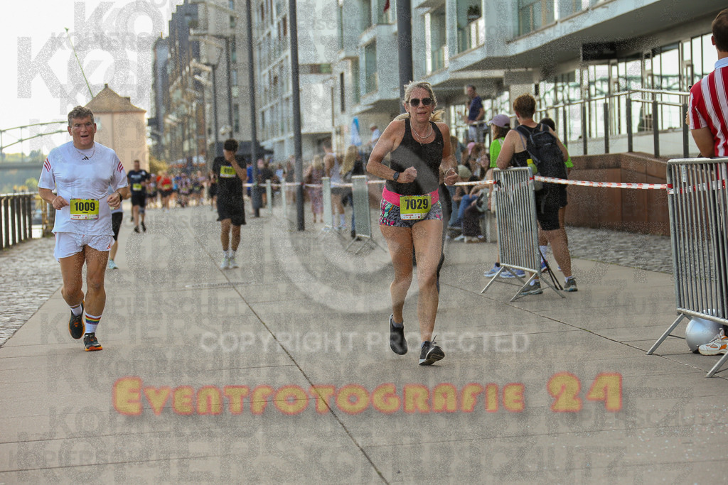 250920_1453_EX1_8094 | Sportfotografie im Rhein-Sieg Kreis, Köln, Bonn, NRW, Rheinland Pfalz, Hessen, etc. Unser Tätigkeitsfeld umfasst den Laufsport vom Volkslauf über den Marathon, Duathlon, Triathon bis zum Ultralauf wie Kölnpfad Ultra oder Schindertrail.