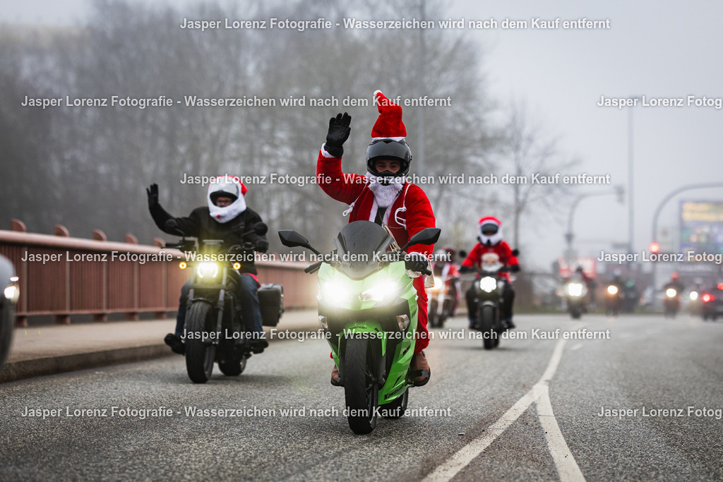 X-Mas Ride I Kiel I 2025 | Jasper Lorenz Fotografie - Realisiert mit Pictrs.com