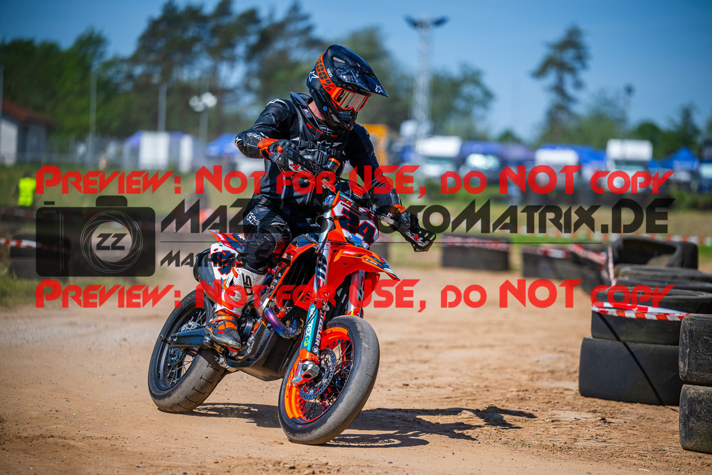 MaZZes_FotoMatrix_240510_6021986_0347 | S2