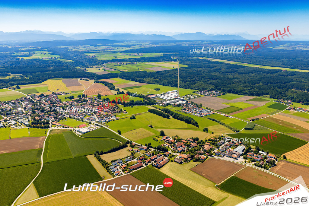 Luftaufnahme von Göggenhofen Aying Bild- Das Luftbild wurde 2025 vom UL-Flugzeug heraus erstellt ( keine Drohne ) - Hochauflösende Luftaufnahme -Nicht vergleichbar mit Google Maps oder Satelittenbilder- Die Geschenkidee !Mit Lizenz und Bildrechte bestellbar