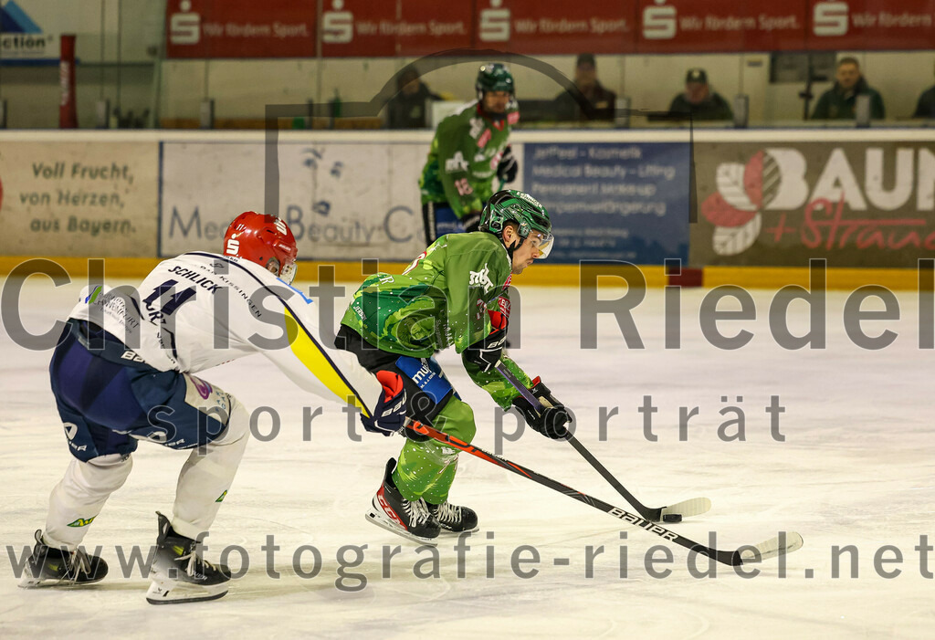 2023-12-26_111_TSV_Erding_gegen_ERV_Schweinfurt | Erding, Deutschland, 26.12.2023:
Eishockey, Bayernliga Vorrunde 2023 / 2024, 20. Spieltag, TSV Erding gegen ERV Schweinfurt, Endergebnis: 9:3

Foto: Christian Riedel / fotografie-riedel.net