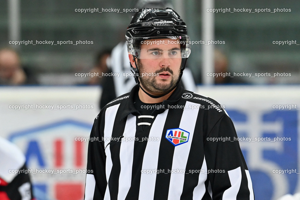 HDD Jesenice vs. EC Bregenzerwald 30.9.2022 | SCHWEIGHOFER Mark Referee