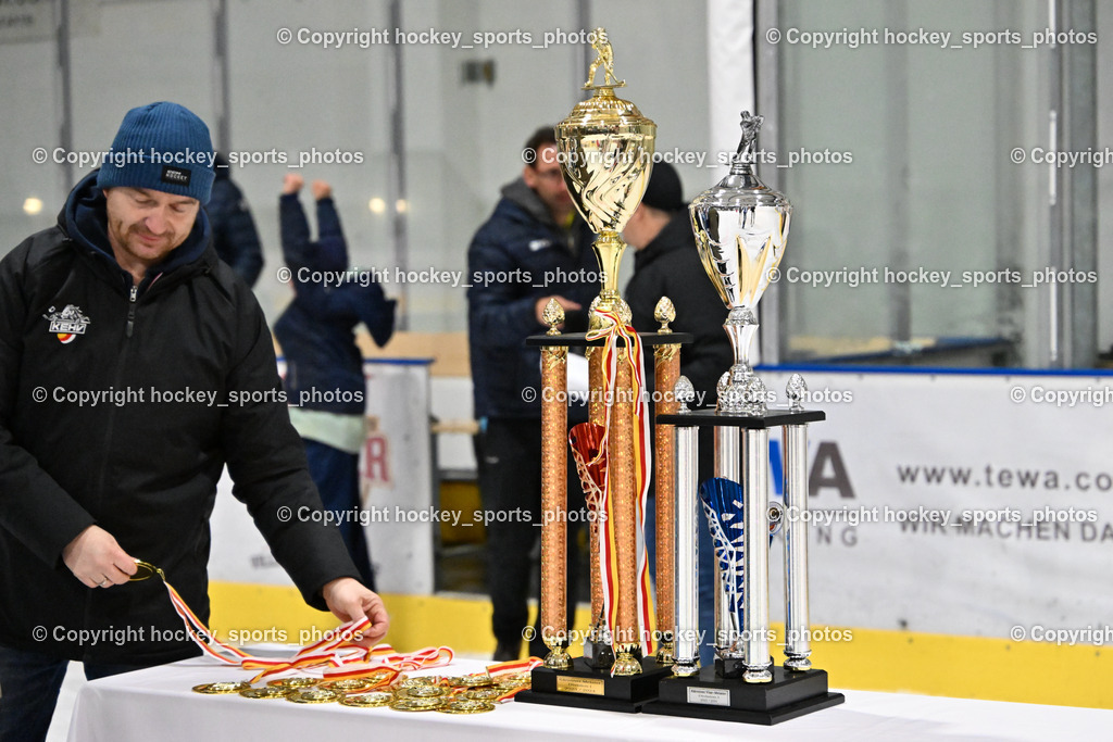 ESC Steindorf vs. EHC Althofen 8.3.2024 | ESC Steindorf vs. EHC Althofen 8.3.2024, ESC Steindorf vs. EHC Althofen Meisterfeier am 08.03.2024 in Steindorf (Ossiachersee Halle), Austria, (Photo by Bernd Stefan)