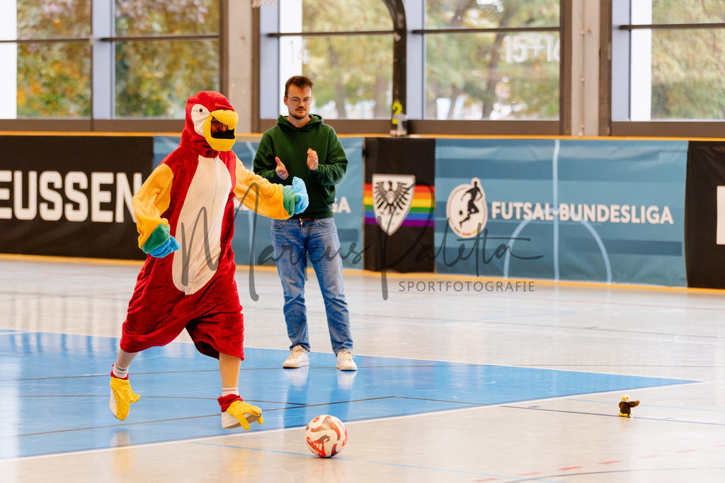 Futsal-Bundesliga, Saison 2025/2026, 4. Spieltag: SC Preußen Münster - SV Pars Neu-Isenburg | Futsal-Bundesliga, Saison 2025/2026, 4. Spieltag, SC Preußen Münster empfängt SV Pars Neu-Isenburg in der Universitäts-Sporthalle in Münster. Foto: sportfotografie.ms | Markus Paletta - Realisiert mit Pictrs.com