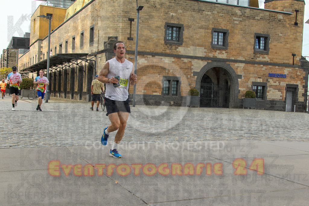 250920_1520_EV4_8479 | Sportfotografie im Rhein-Sieg Kreis, Köln, Bonn, NRW, Rheinland Pfalz, Hessen, etc. Unser Tätigkeitsfeld umfasst den Laufsport vom Volkslauf über den Marathon, Duathlon, Triathon bis zum Ultralauf wie Kölnpfad Ultra oder Schindertrail.