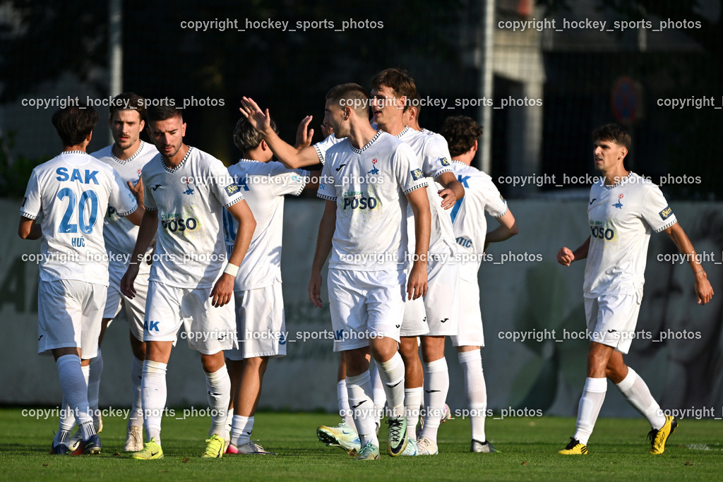 SAK vs. SV Dellach Gail | Jubel SAK Mannschaft, #7 Hrvoje Jakovljevic SAK, #10 Nando Lupar SAK, #23 Zan Kumer SAK, #20 Marko Huc SAK, #17 Jan Sasa Ogris-Martic SAK, #22 Leo Ejup SAK, SAK vs. SV Dellach Gail, SAK vs. SV Dellach Gail am 14.08.2025 in Klagenfurt (Sportpark Welzenegg), Austria, (Photo by Bernd Stefan)