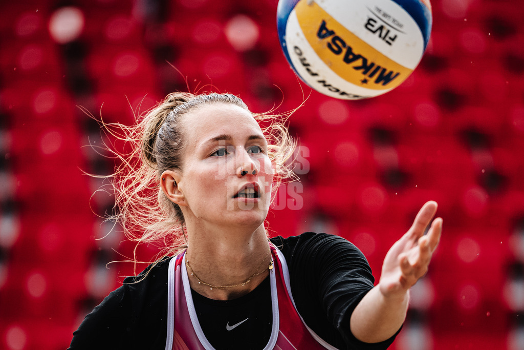 Sportart | Geschlecht | Saison 2022/2023 | Liga | Team1 vs. Team2 | TT.MM.JJJJ | Tabea Schwarz Portrait