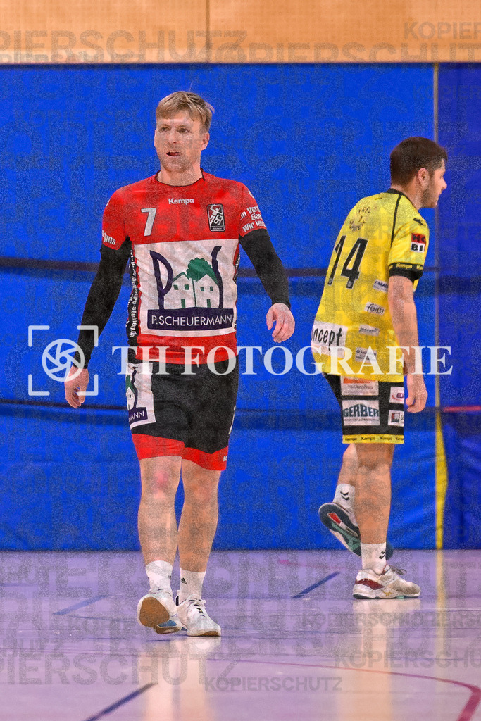GER, SG Maulburg/Steinen - SG Koendringen/Teningen 2, Handball, Landesliga, 21. Spieltag, Saison 2023/2024, 23.03.2024 | Jonas Wandele (SG Maulburg/Steinen, #07), Jonas Hoefflin (SG Koendringen/Teningen 2, #14) 

GER, SG Maulburg/Steinen - SG Koendringen/Teningen 2, Handball, Landesliga, 21. Spieltag, Saison 2023/2024, 23.03.2024

Foto: TH Fotografie/Thomas Hess