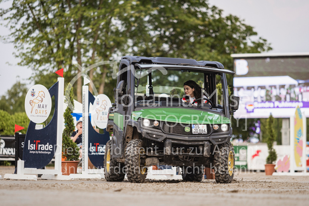 250531_MayDays_JNR-220 | Deine schönsten Turniermomente als professionelle Fotos! Entdecke hochwertige Pferdesport-Fotografie im Online-Shop. Jetzt Fotos finden & bestellen!