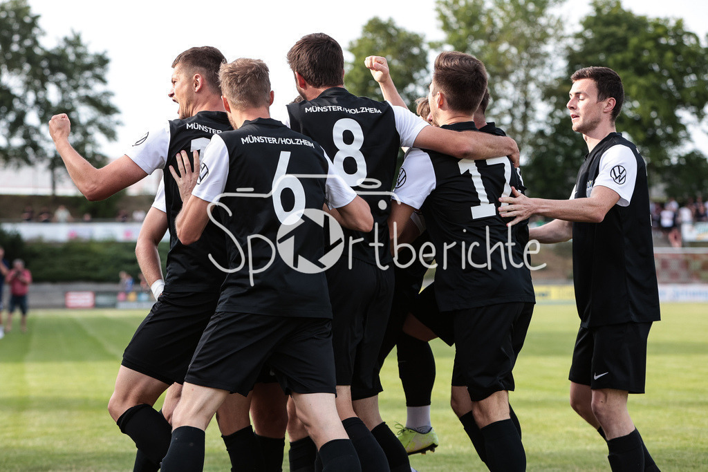 SG Münster/Holzheim - TSV Inchenhofen | Jubel nach 1-0 durch Münster #10