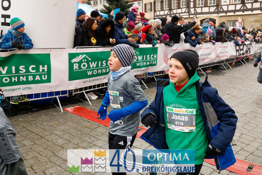 AOK JuniorCup 400m | 3koenigslauf 2026 - Realisiert mit Pictrs.com