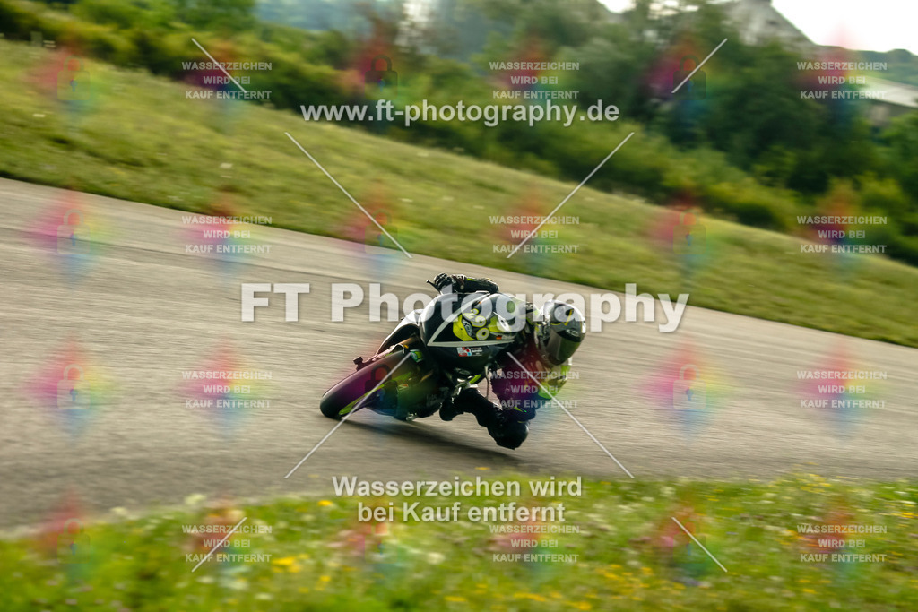 Chambley Juli-3374 | Hier findet Ihr Bilder von Touristenfahrten auf der Nürburgring Nordschleife oder von anderen Veranstaltungen die ich besucht habe. Viel Spass beim Durch Schauen 