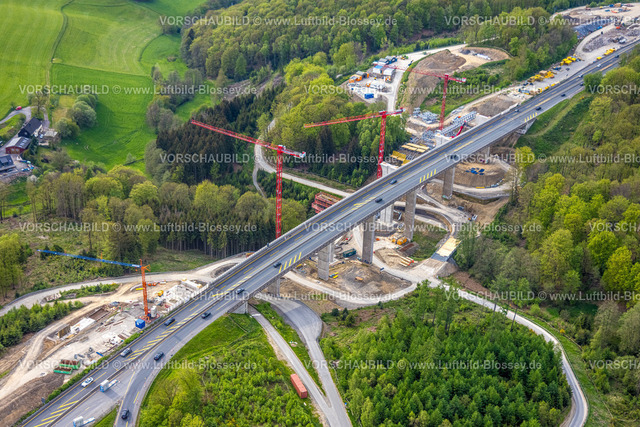 Luedenscheid240502705Rahmede-Bruecke_Autobahn-A45 | Luftbild, Lüdenscheid, Bauarbeiten an der Rahmedetalbrücke an der Autobahn A45, Verkehrsinfrastruktur, die ersten Fundamente der Brückenpfeiler sind erkennbar, Autobahnsperrung, Ruhrgebiet, Nordrhein-Westfalen, Deutschland