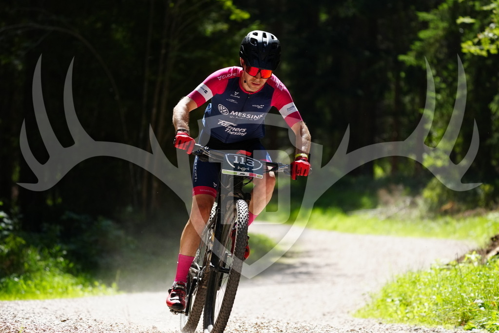FC101981 | Fotogalerie der Treibjagd im Dunkelwald - Dein MTB Etappenrennen im Erzgebirge - Realisiert mit Pictrs.com