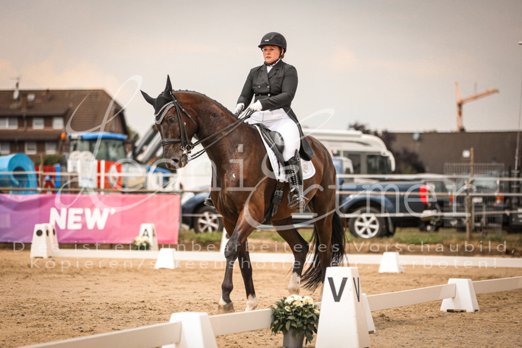 19.FrDrS00326 | Leoni Ertmer Photography - Realisiert mit Pictrs.com