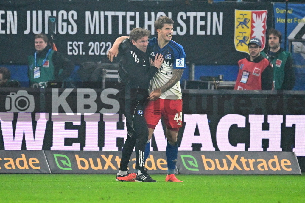KBS Picture_HSV-WerderBremen_028 | Spielende Sieg und Jubel Vuskovic Luka (HSV) ,Sportplatz :  Volksparkstadion, - Realisiert mit Pictrs.com