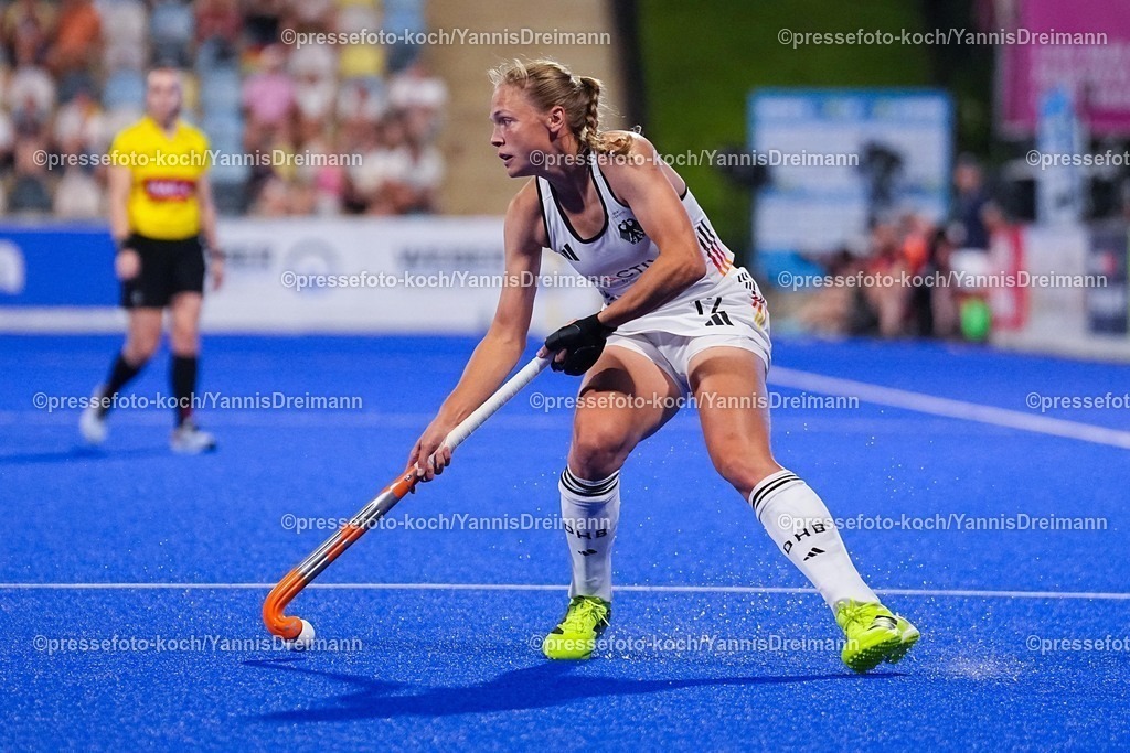xydrx11082503094 | 11.08.2025, xydrx, Frauen EuroHockey Championship 2025, Gruppenphase, Gruppe A, Deutschland - Niederlande, Sparkassenpark Mönchengladbach: Ines Wammer (GER #12)