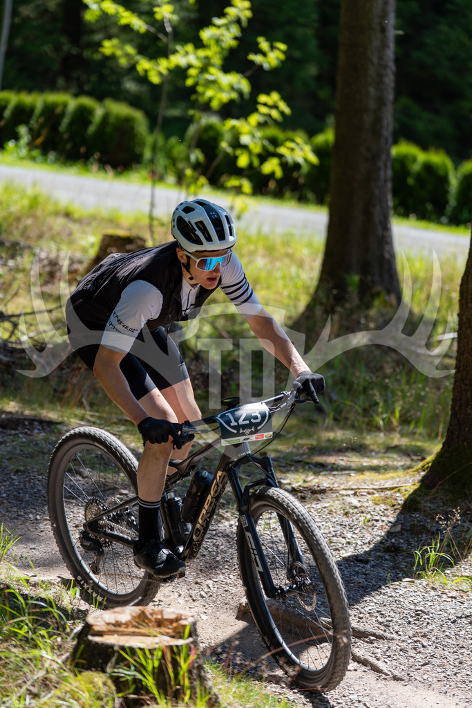 _DSC5180 | Fotogalerie der Treibjagd im Dunkelwald - Dein MTB Etappenrennen im Erzgebirge - Realisiert mit Pictrs.com