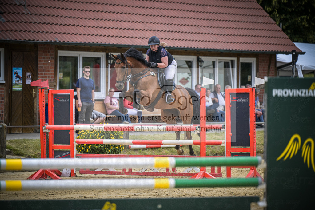 DOS_6309 | Entdecke hochwertige Reitturnierfotos von Foto Oger. Professionell, emotional und authentisch – jetzt Lieblingsmomente im Shop bestellen.Deutschlandweite Turnierfotografie. - Realisiert mit Pictrs.com