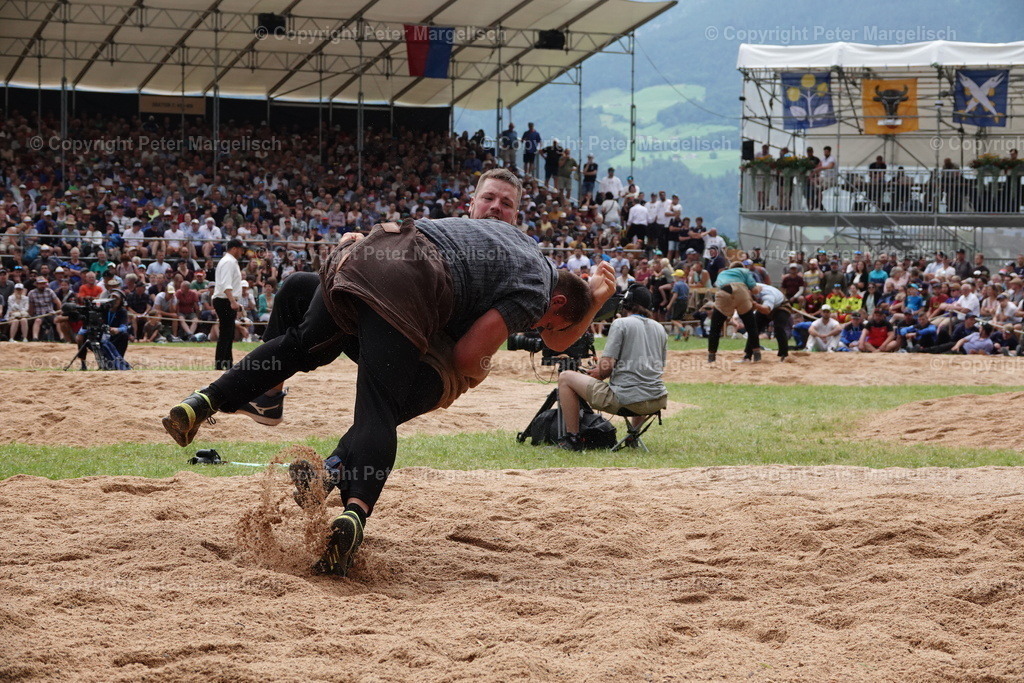 DSC01323 | Schwingen - Realisiert mit Pictrs.com
