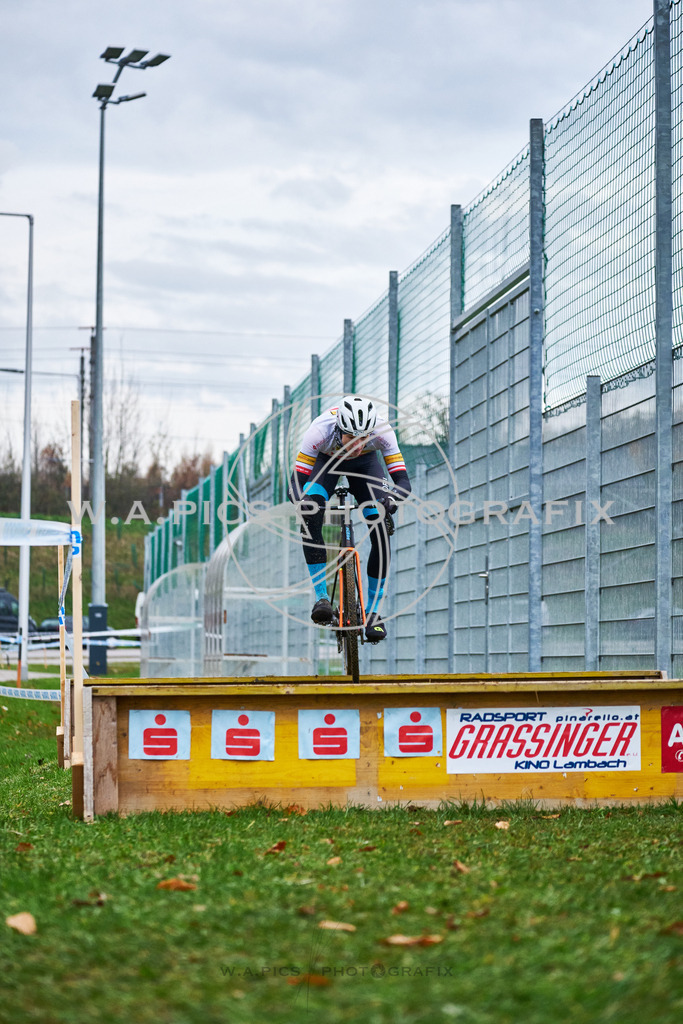..... | AUSTRIA, 24.11.24, 3.Radquerfeldein GP um das Sportzentrum Gunskirchen Image shows: Photo: Wapics / Michael Ring