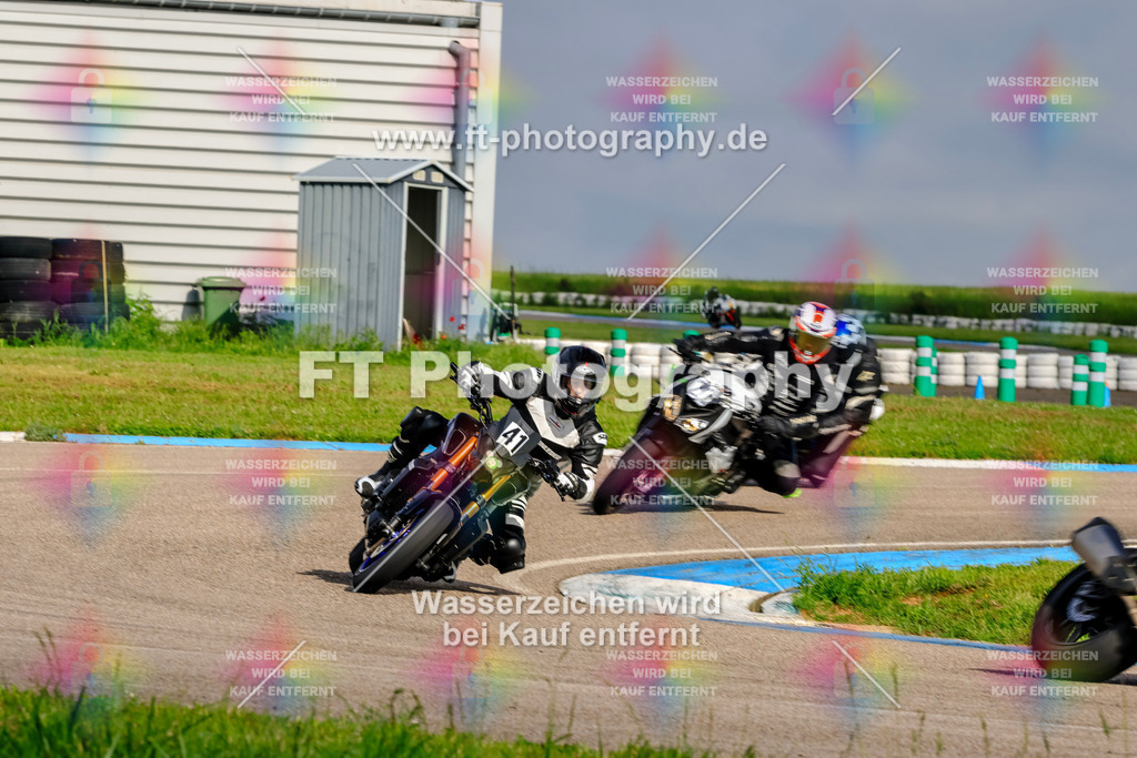 MotoTeam-8261 | Hier findet Ihr Bilder von Touristenfahrten auf der Nürburgring Nordschleife oder von anderen Veranstaltungen die ich besucht habe. Viel Spass beim Durch Schauen 