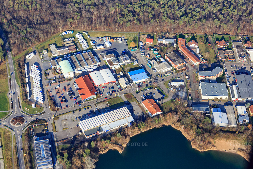 Luftbild: M D S Internationale Transport GmbH und Stutensee Center am Baggersee Blankenloch im Ortsteil Blankenloch in Stutensee im Bundesland Baden-Württemberg in Deutschland. Foto: IMG_085309.jpg vom 19.12.2015 durch Werner Riehm/FLY-FOTO.deWWW.MDS-TRANSPORT.DE