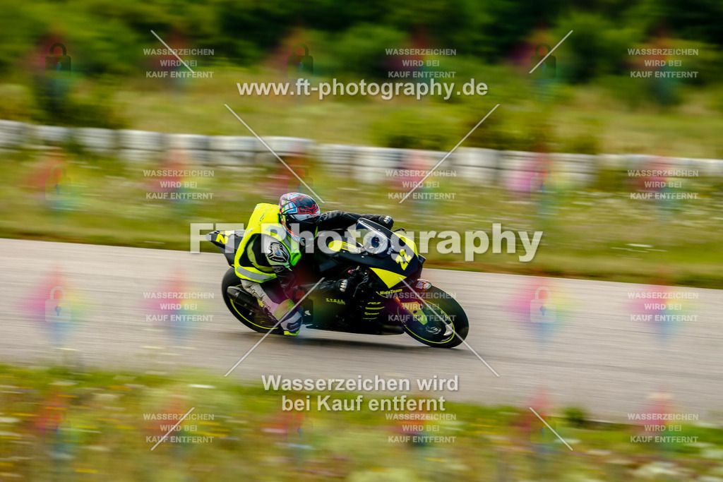 Chambley Juli-0091 | Hier findet Ihr Bilder von Touristenfahrten auf der Nürburgring Nordschleife oder von anderen Veranstaltungen die ich besucht habe. Viel Spass beim Durch Schauen 