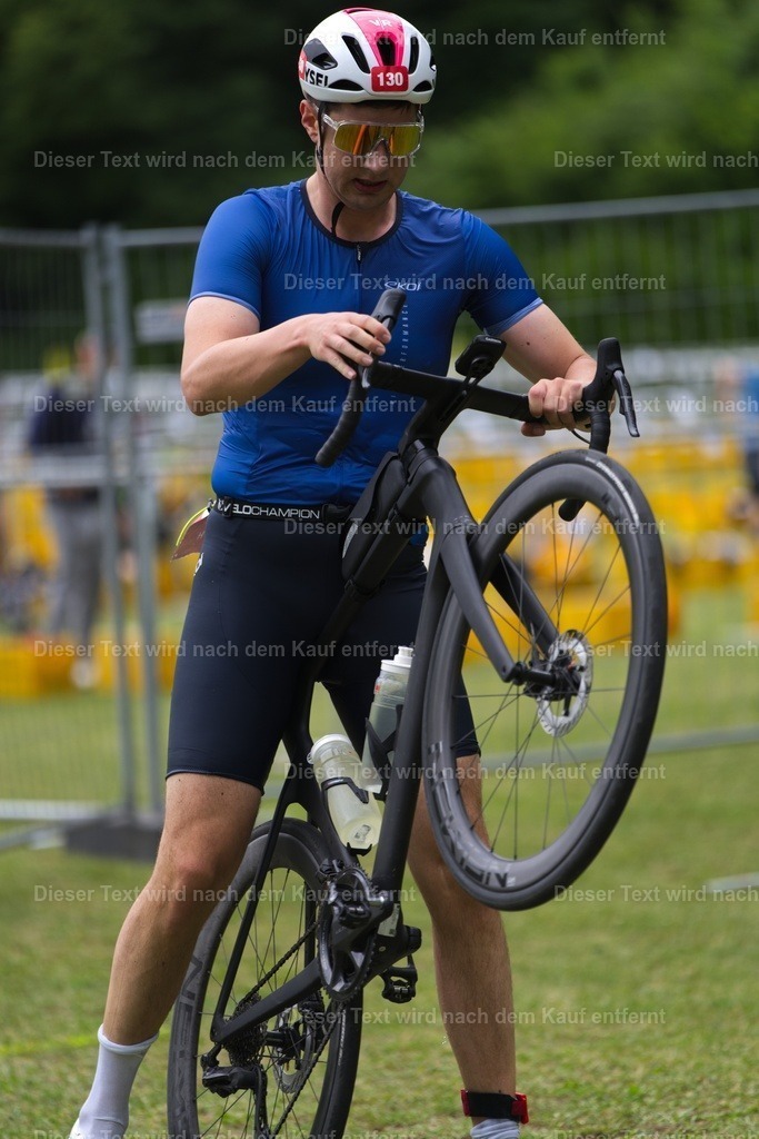 triathlon_wuerzburg_r_2026_06_14-581 | Shop für Fotos von Sportevents z.B. Obstacle Course Racing, OCR, Triathlon, Trail Run und MTB - Realisiert mit Pictrs.com
