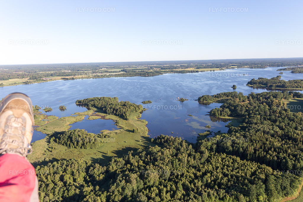 Aerial view: View of the town in Vrankunge in the state Kronoberg, Sweden. – Photo: IMG_108330.jpg taken on 06/30/2018 by Werner Riehm/FLY-FOTO.com – Resolution of the original: 5472 x 3648 px