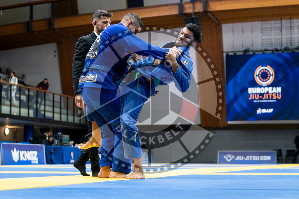 20240122PBB6736 | Fighters compete during the second day of the IBJJF European Championship in Paris, France, on January 22, 2024.