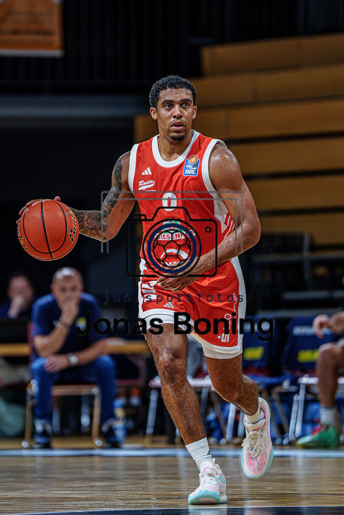 Basketball I Herren I Saison 2026-2027 I Testspiel I RASTA Vechta - EWE Baskets Oldenburg I 50454 | jns.sportfotos - Realisiert mit Pictrs.com
