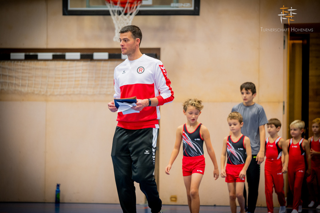 Promo-448 | "Fussifoto.com – Ihr Ansprechpartner für hochwertige Fotografie! Entdecken Sie kreative Bilder und professionelle Dienstleistungen. Kontaktieren Sie uns für Ihre Projekte!"