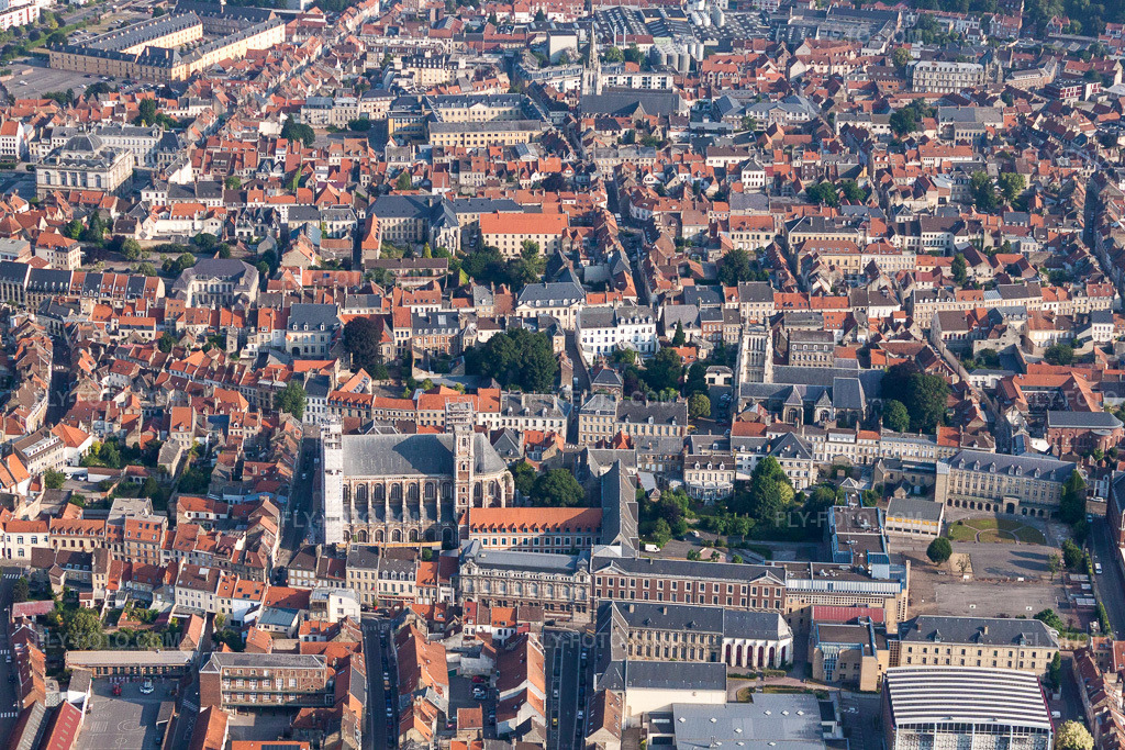 Aerial view: City view from the city center area in Saint-Omer in the state Pas de Calais, France.Photo: IMG_58937.jpg taken on 07/22/2013 by Werner Riehm/FLY-FOTO.comResolution of the original: 4752 x 3168 px