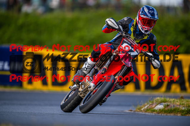 MaZZes_FotoMatrix_220528_4288 | Fotograf Mathias Schmid
Sportfotograf,
Eventfotograf,
Hochzeitsfotograf,
Portraitfotograf