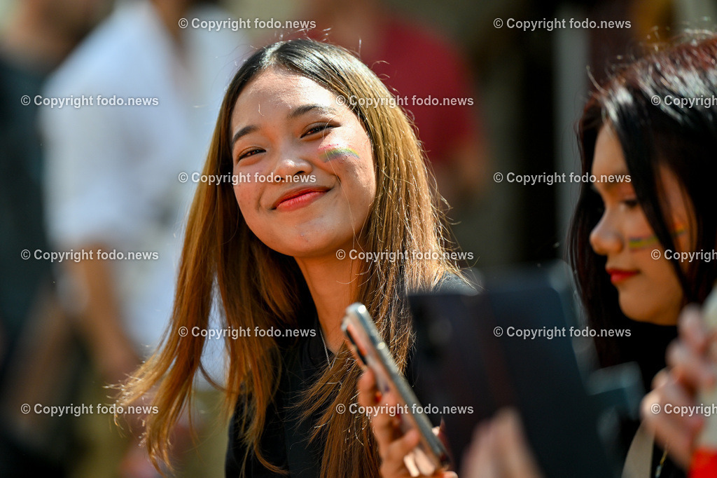 Linzpride 2024_ 06.07.2024-112 | 06.07.2024, Linz, AUT, Linzpride 2024, im Bild Teilnehmer an der Linz Pride 2024