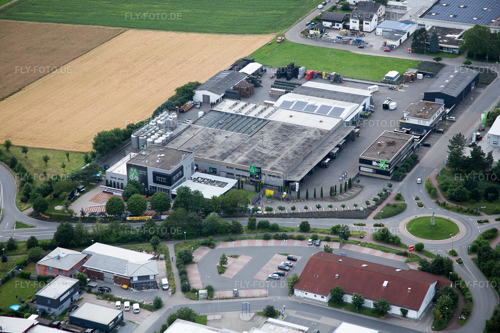 Luftbild: Werksgelände der Brauerei Weldebräu GmbH&Co.KG in Plankstadt im Bundesland Baden-Württemberg in Deutschland. Foto: IMG_090914.jpg vom 04.07.2016 durch Werner Riehm/FLY-FOTO.de