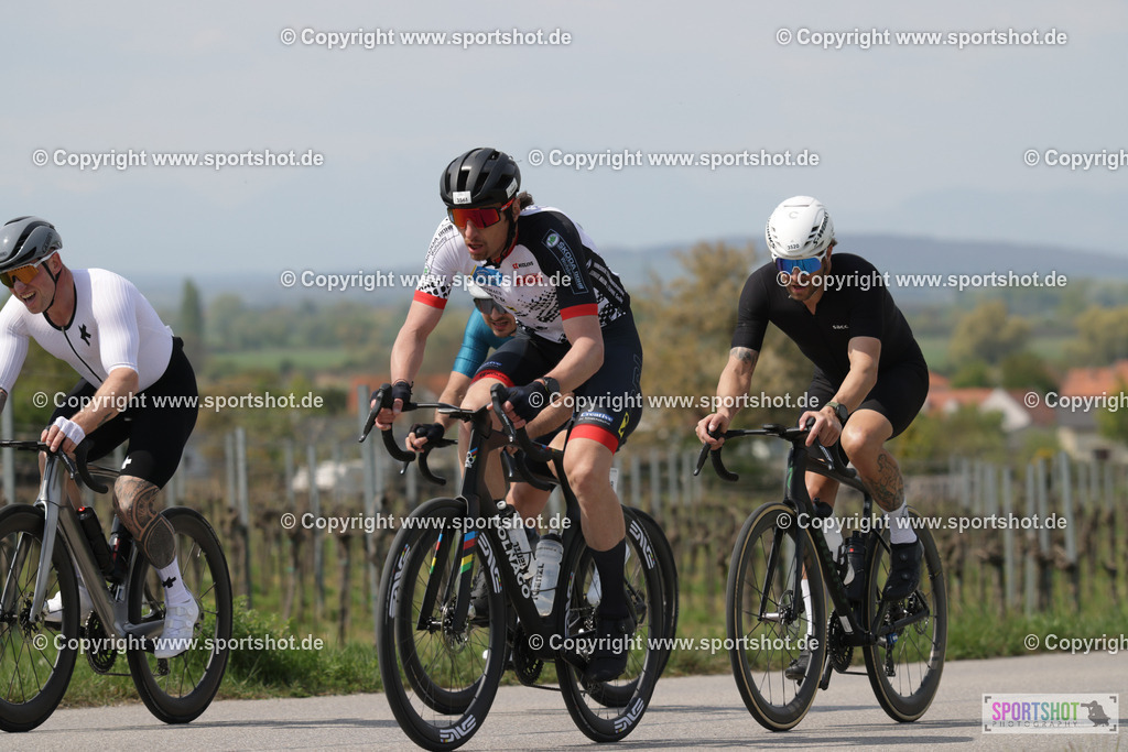 368A4288 | Neusiedlersee Radmarathon 2026@sportshot_your_pictrs #yourpictures#roadtowm2029 #nrm #neusiedlerseeradmarathon #neusiedlersee #neusiedlerseetourismus #burgenland #mörbisch #nrm26 #burgenlandtourismus #voglundco #poweredbyburgenlandtourismus #radsport #rad #marathon #ucigranfondo #visitburgenland #ucigranfondoworldseries