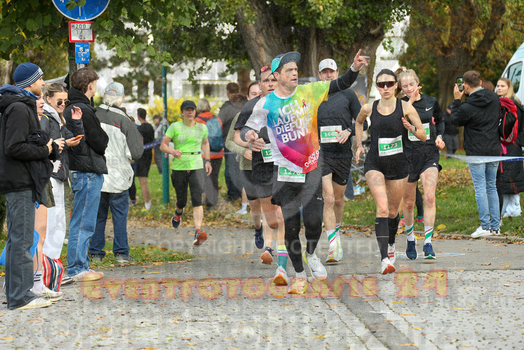 241020_1107_EX1_1124 | Sportfotografie im Rhein-Sieg Kreis, Köln, Bonn, NRW, Rheinland Pfalz, Hessen, etc. Unser Tätigkeitsfeld umfasst den Laufsport vom Volkslauf über den Marathon, Duathlon, Triathon bis zum Ultralauf wie Kölnpfad Ultra oder Schindertrail.