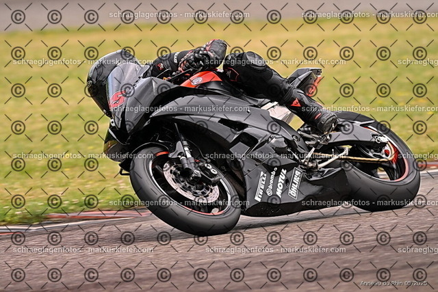 25bt02-0177 | markuskiefer.com - Realisiert mit Pictrs.com
