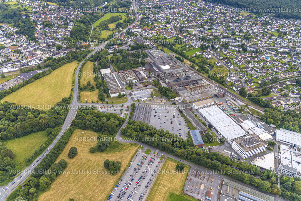 Warstein240713641Belecke | Luftbild, Wohngebiet Ortsansicht Belecke, Gewerbegebiet Belecke-West, Bundesstraße B55, Belecke, Warstein, Sauerland, Nordrhein-Westfalen, Deutschland