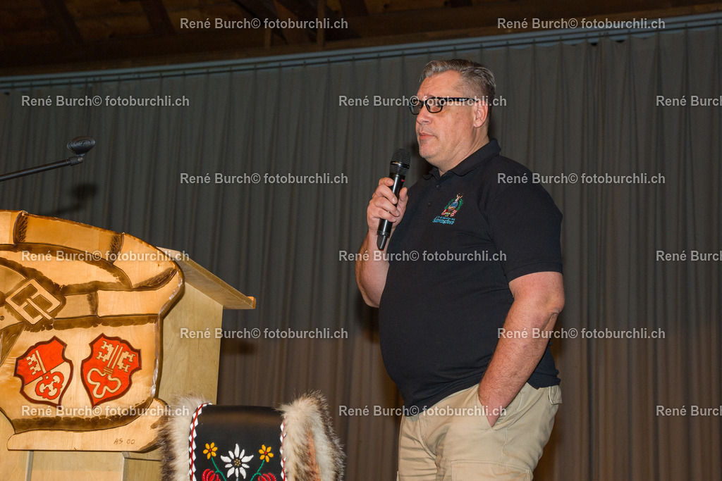 BUR09633 | René Burch leidenschaftlicher Fotograf aus Kerns in Obwalden.  Hier finden sie Sport, Landschaft und Natur Fotografie.
 - Realisiert mit Pictrs.com