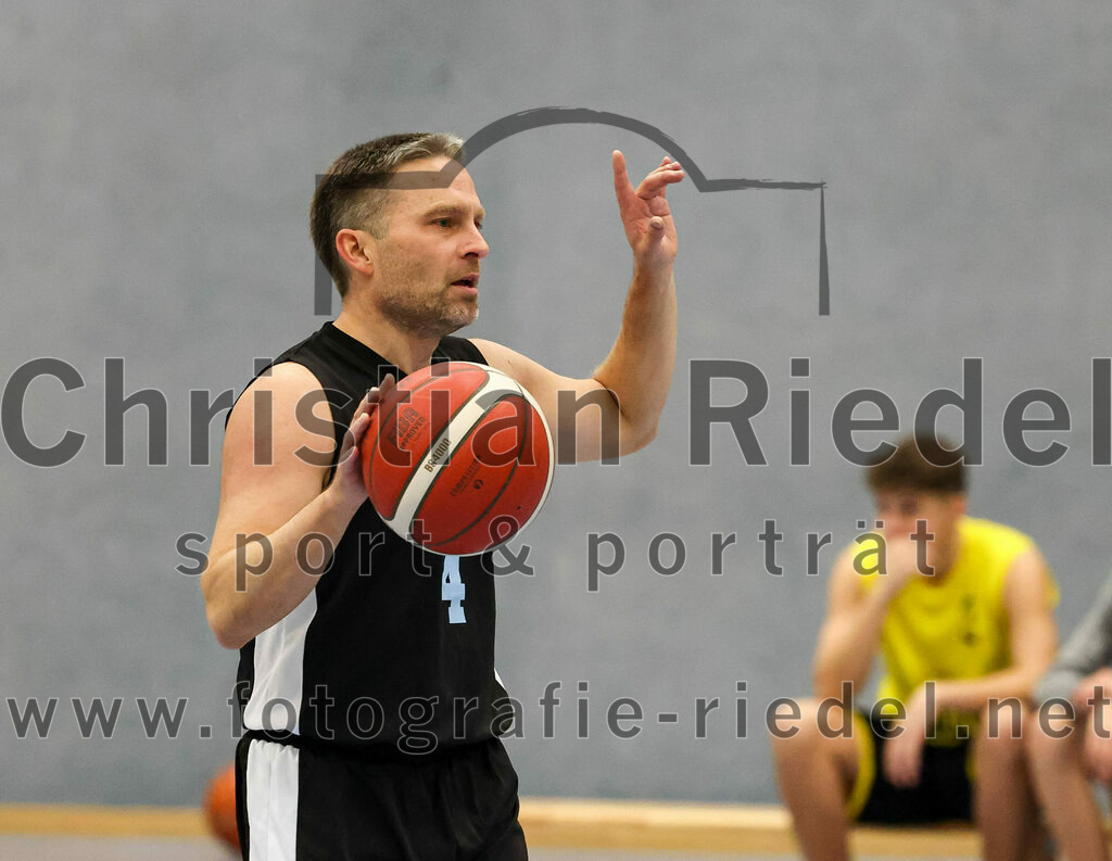 2022-12-04_024_SG_Poing_gegen_TSV_Muenchen_Ost_4 | Poing, Deutschland, 04.12.2022:
Basketball, Bezirksklasse 2021 / 2022, 8. Spieltag, SG Poing gegen TSV München Ost 4, Endergebnis: 37:65

Foto: Christian Riedel / fotografie-riedel.net